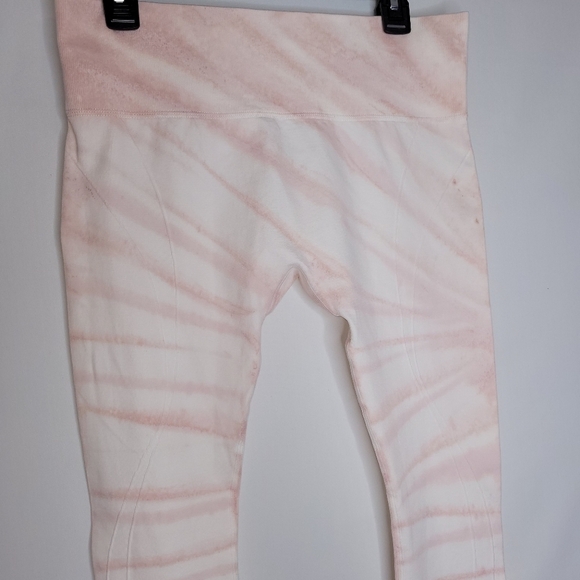Womens Wildfox Couture Kris Leggings Rose Marble Tie Dye - Picture 7 of 12